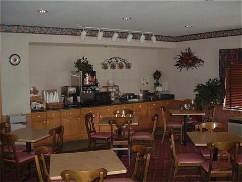 Howard Johnson By Wyndham Murfreesboro Bagian luar foto