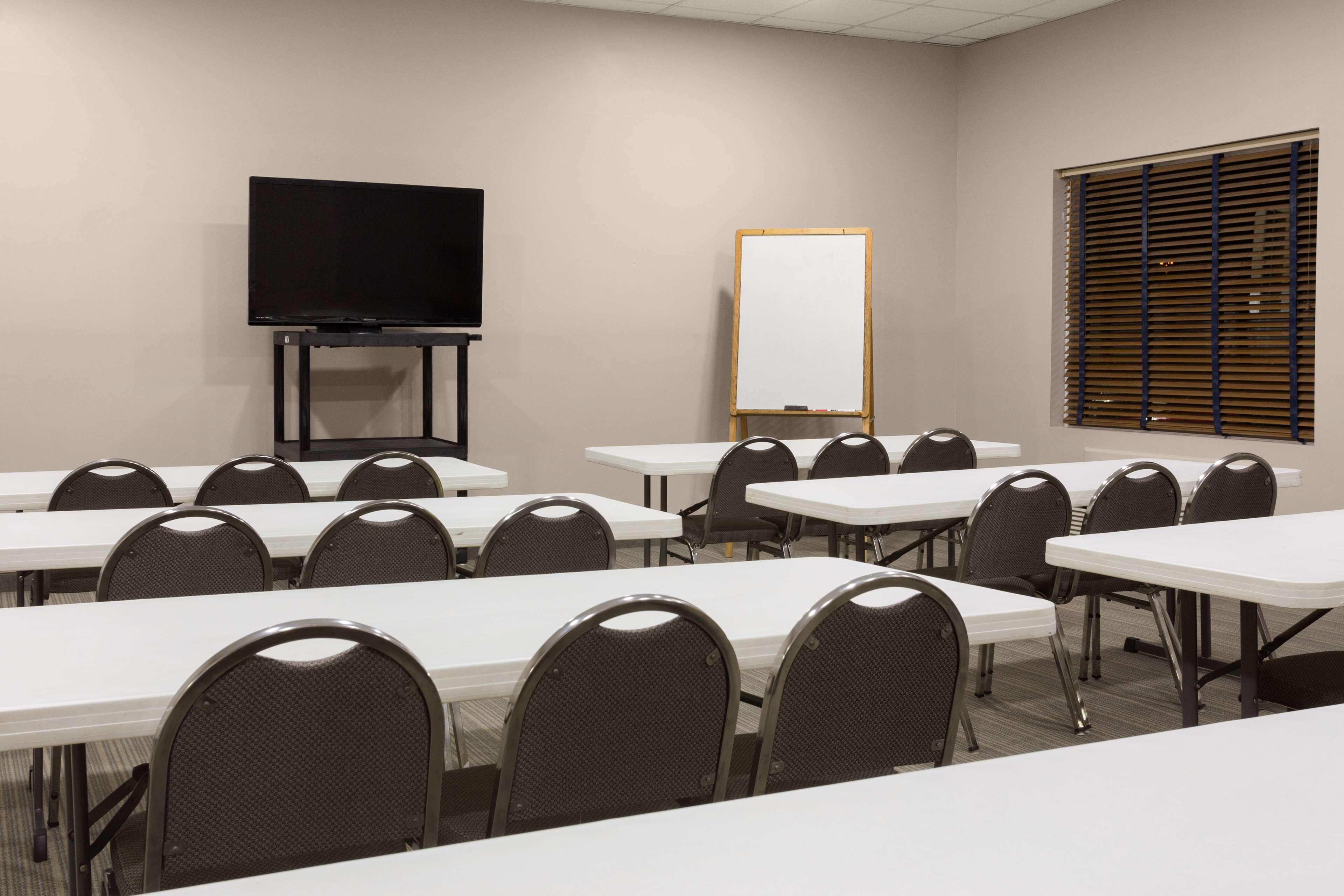 Howard Johnson By Wyndham Murfreesboro Bagian luar foto